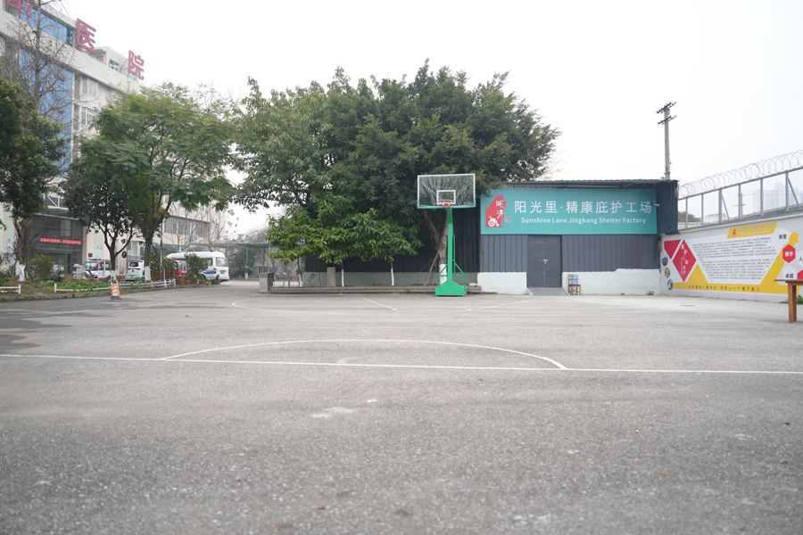 04.jpg